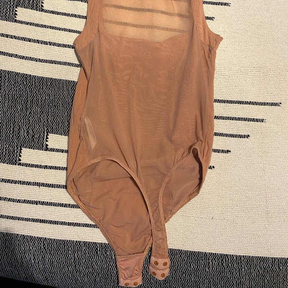 ✨SALE✨ Free People sheer back bodysuit - Picture 5 of 5